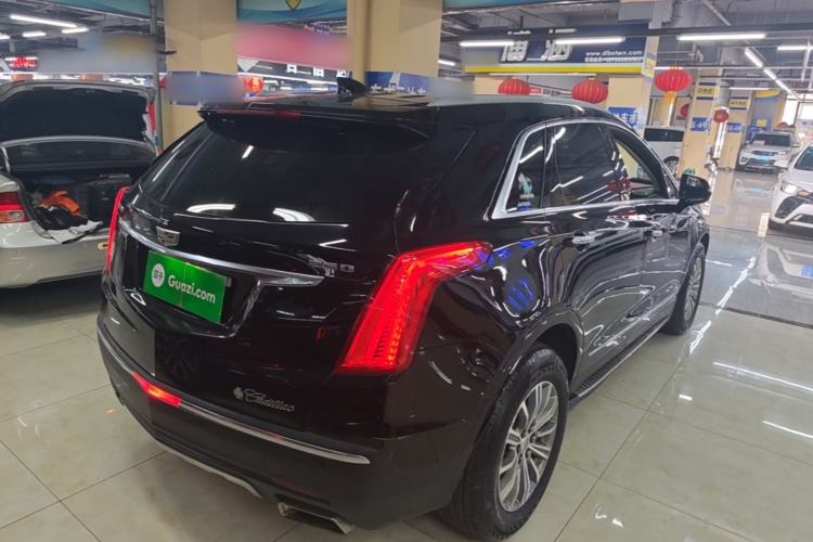 Used Cadillac XT5 2018 25T Luxury Model Rear Right 45 Deg
