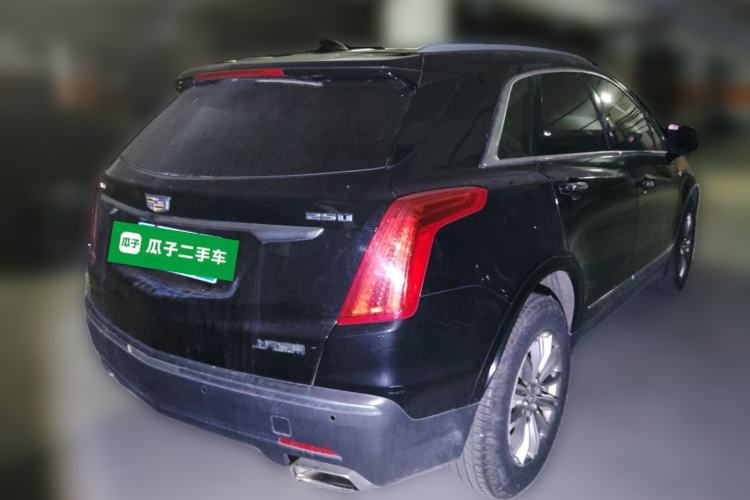 Used Cadillac XT5 2018 25T Luxury Model Rear Right 45 Deg