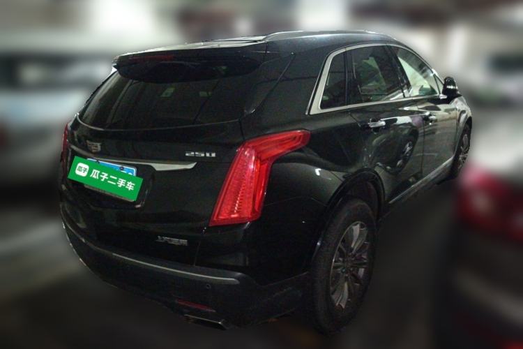 Used Cadillac XT5 2018 25T Luxury Model Rear Right 45 Deg
