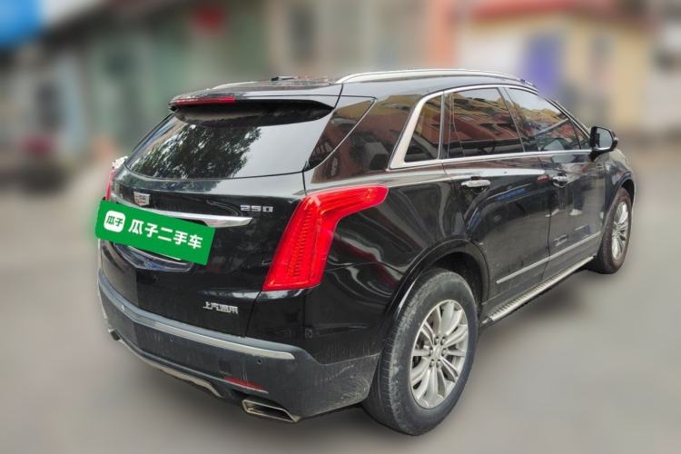 Used Cadillac XT5 2018 25T Luxury Model Rear Right 45 Deg