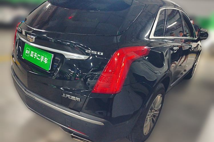 Used Cadillac XT5 2018 25T Luxury Model Rear Right 45 Deg