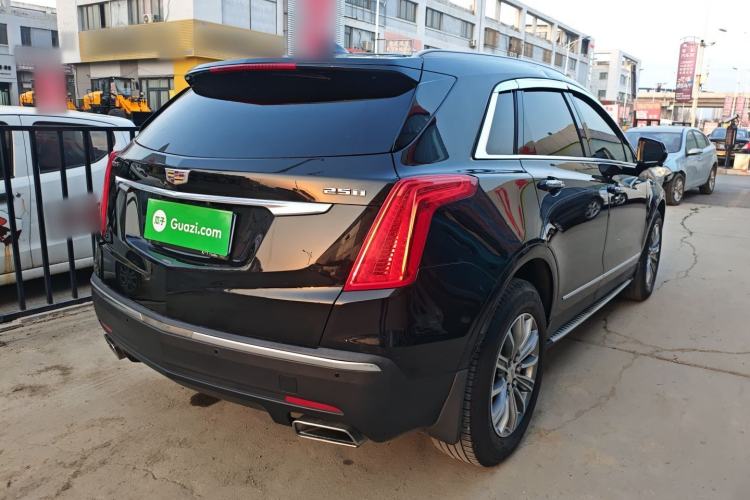 Used Cadillac XT5 2018 25T Luxury Model Rear Right 45 Deg