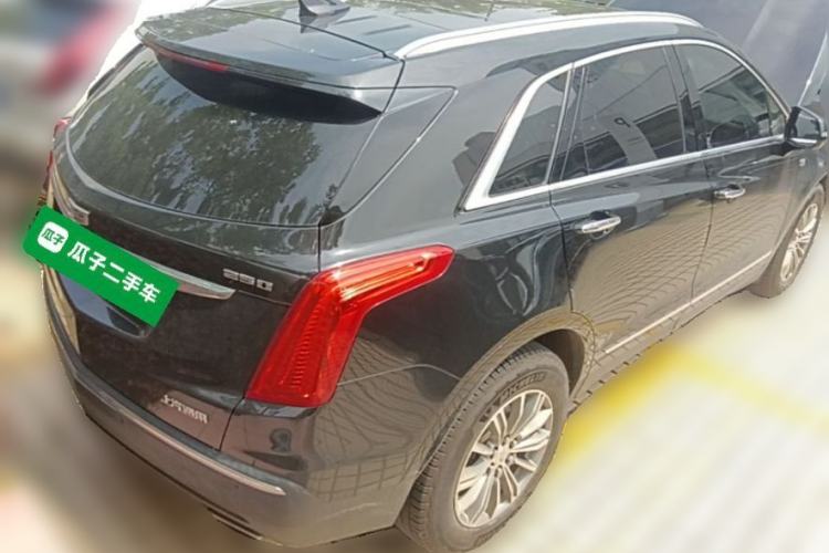 Used Cadillac XT5 2018 25T Luxury Model Rear Right 45 Deg