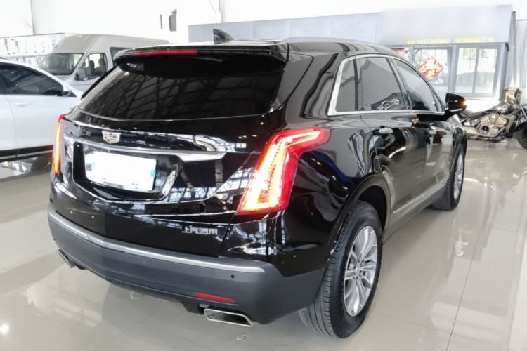 Used Cadillac XT5 2018 25T Luxury Model Rear Right 45 Deg