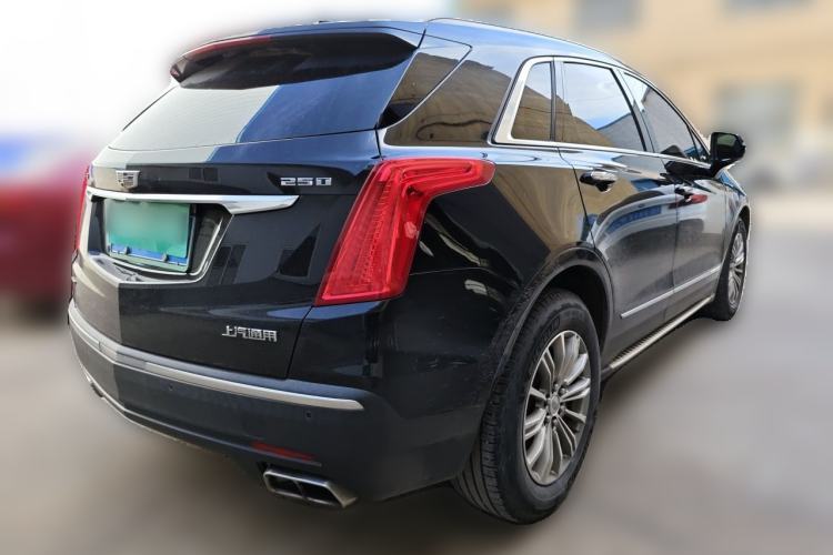 Used Cadillac XT5 2018 25T Luxury Model Rear Right 45 Deg