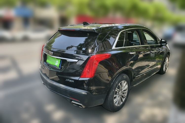 Used Cadillac XT5 2018 25T Luxury Model Rear Right 45 Deg
