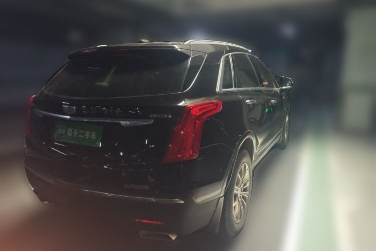 Used Cadillac XT5 2018 25T Luxury Model Rear Right 45 Deg