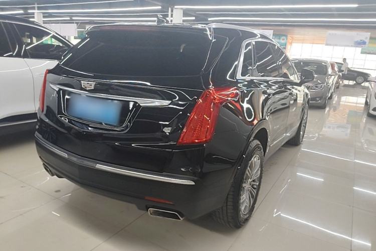 Used Cadillac XT5 2018 25T Luxury Model Rear Right 45 Deg