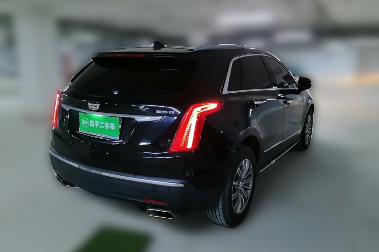 Used Cadillac XT5 2018 25T Luxury Model Rear Right 45 Deg