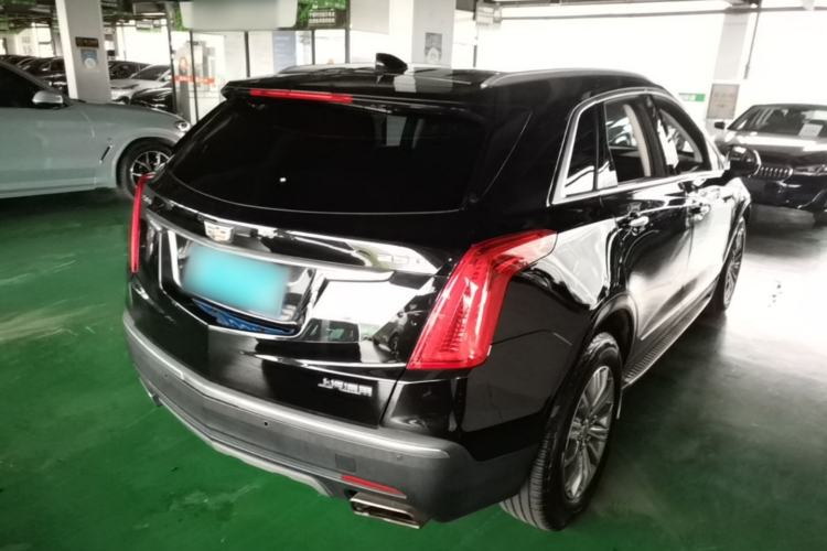 Used Cadillac XT5 2018 25T Luxury Model Rear Right 45 Deg