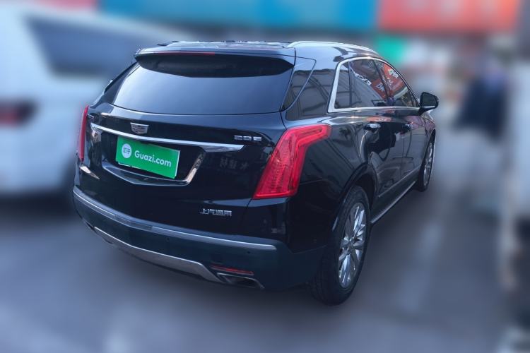 Used Cadillac XT5 2018 28E 4x4 Platinum Edition Rear Right 45 Deg