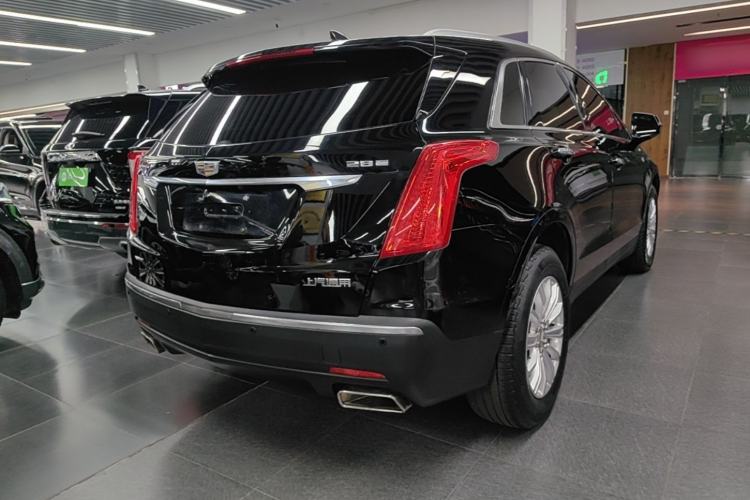 Used Cadillac XT5 2018 28E Four-Wheel Drive Tech Version Rear Right 45 Deg