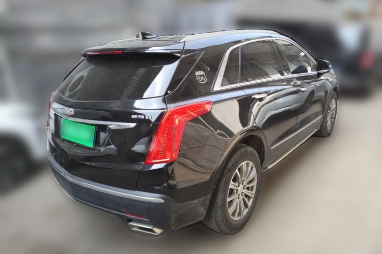 Used Cadillac XT5 2018 25T Luxury Model Rear Right 45 Deg