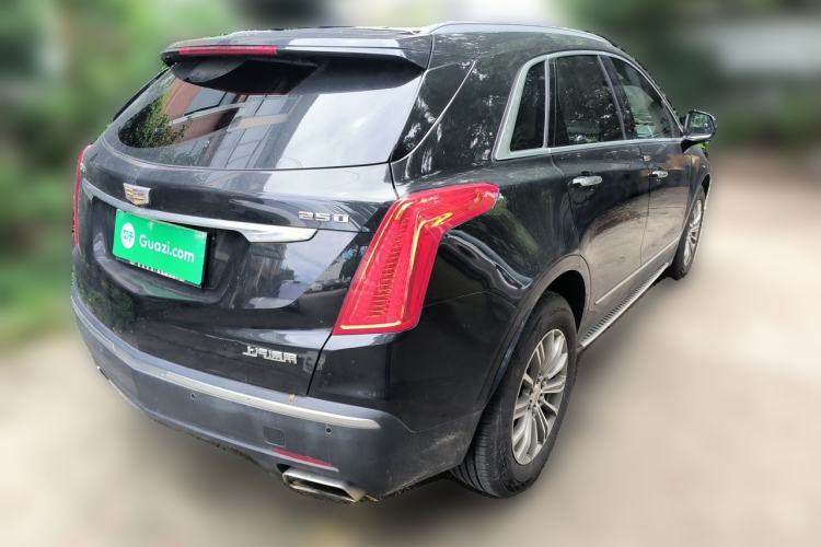 Used Cadillac XT5 2018 25T Luxury Model Rear Right 45 Deg