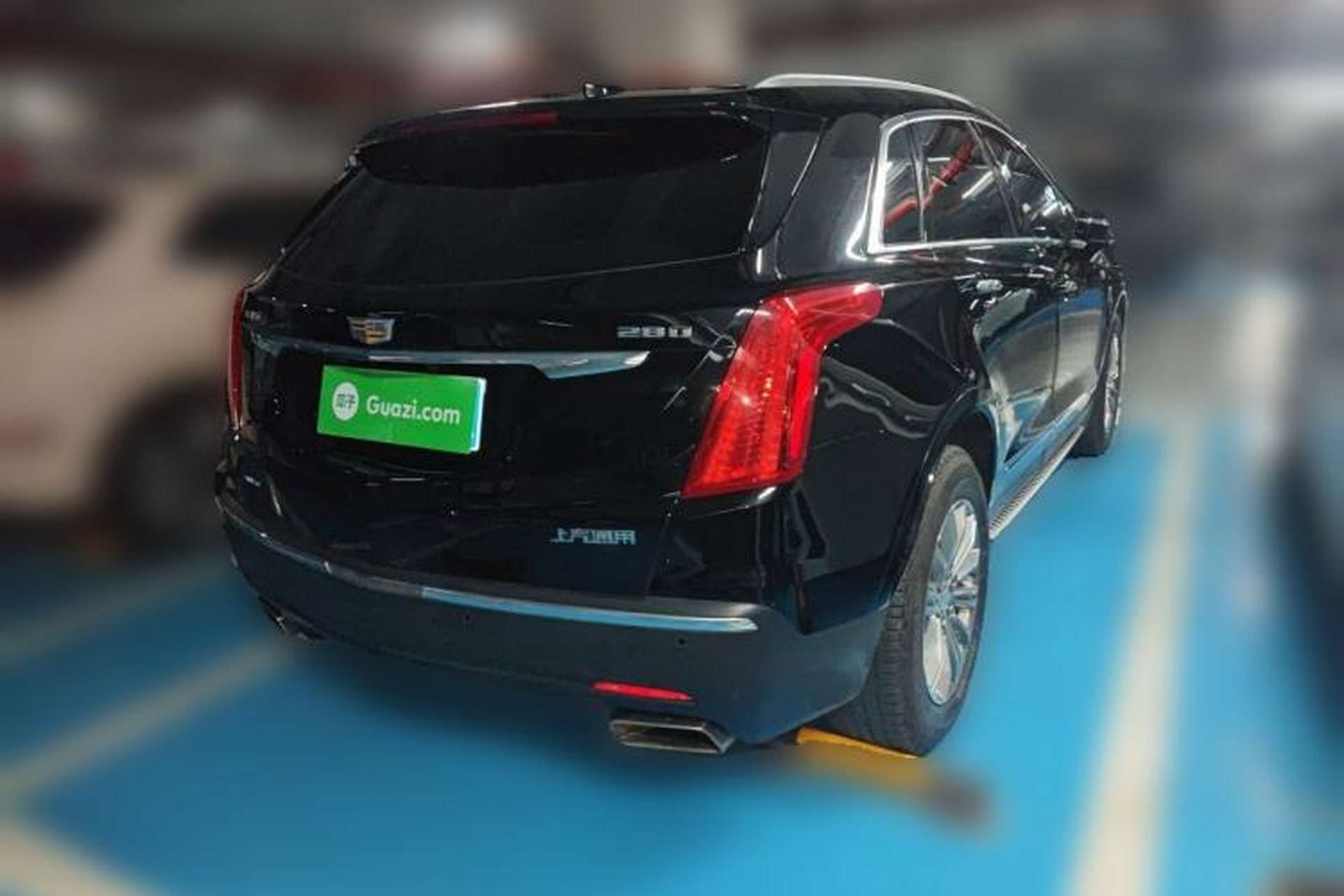 Used Cadillac XT5 2018 28T Four-Wheel Drive Luxury Model Rear Right 45 Deg