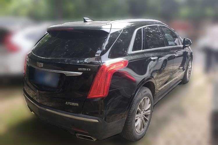 Used Cadillac XT5 2018 25T Luxury Model Rear Right 45 Deg