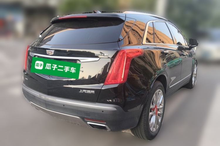 Used Cadillac XT5 2018 28E 4x4 Platinum Edition Rear Right 45 Deg