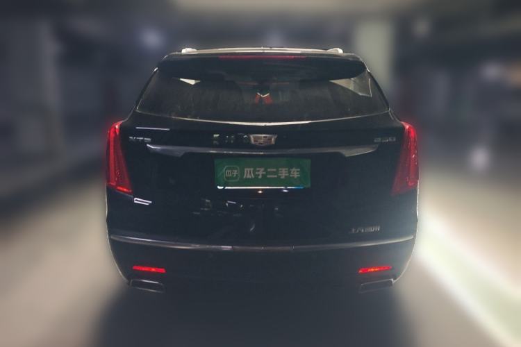 Used Cadillac XT5 2018 25T Luxury Model Rear