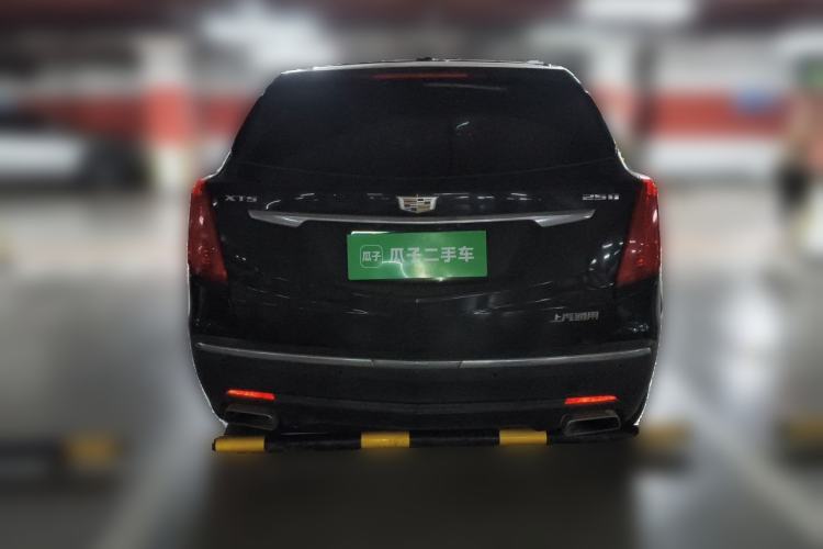 Used Cadillac XT5 2018 25T Luxury Model Rear