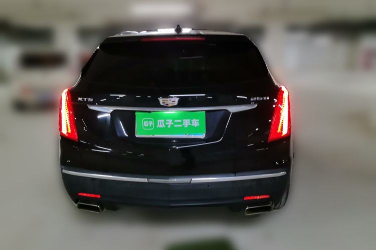 Used Cadillac XT5 2018 25T Luxury Model Rear
