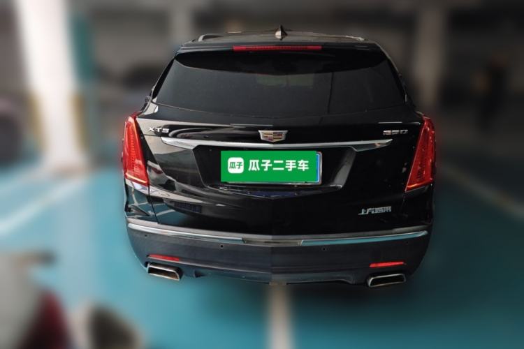 Used Cadillac XT5 2018 25T Luxury Model Rear