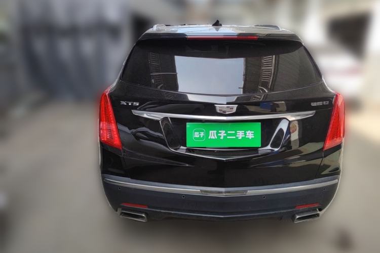 Used Cadillac XT5 2018 25T Luxury Model Rear