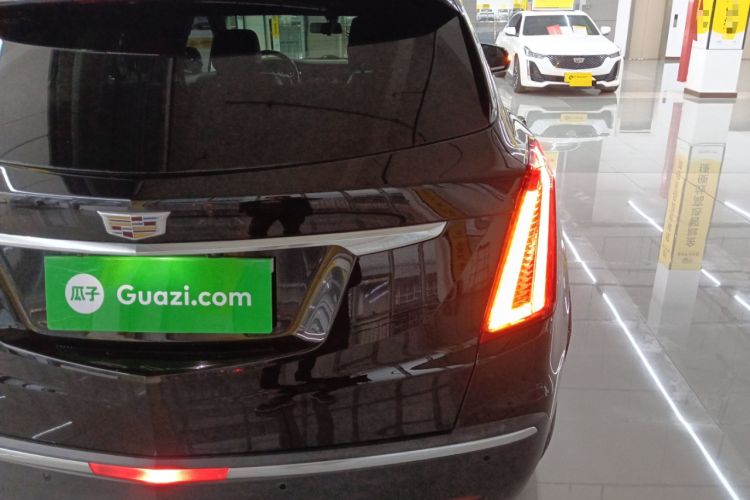 Used Cadillac XT5 2018 25T Luxury Model Right Rear Taillight