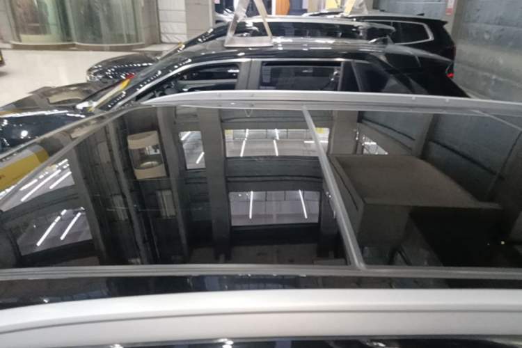 Used Cadillac XT5 2018 28E Four-Wheel Drive Tech Version Roof