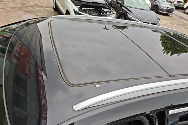 Used Cadillac XT5 2018 28E Four-Wheel Drive Tech Version Roof
