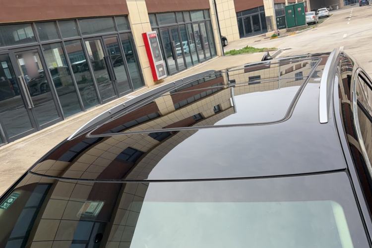 Used Cadillac XT5 2018 25T Luxury Model Roof