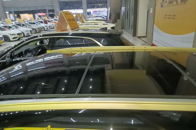 Used Cadillac XT5 2018 25T Luxury Model Roof