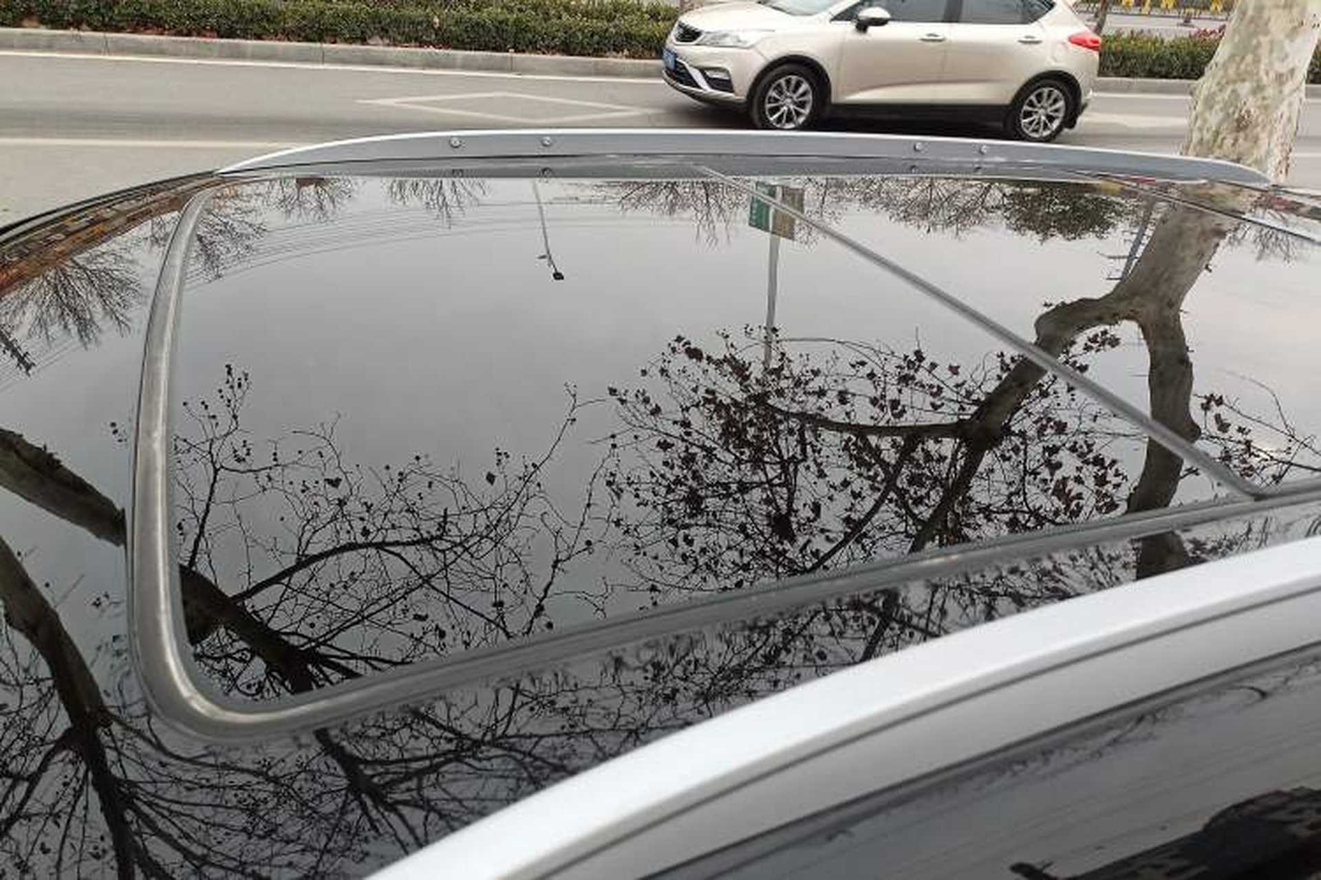 Used Cadillac XT5 2018 25T Luxury Model Roof
