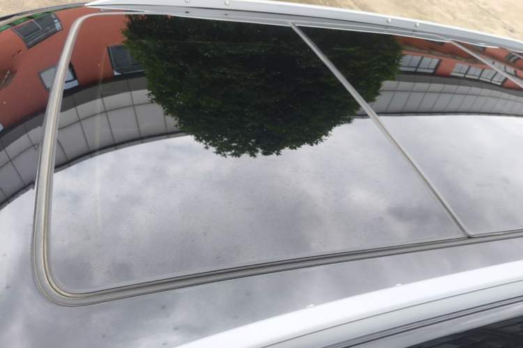 Used Cadillac XT5 2018 25T Luxury Model Roof