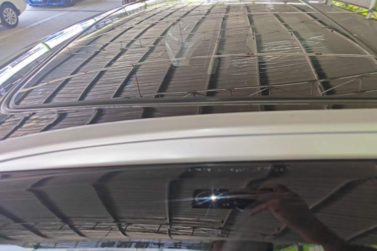 Used Cadillac XT5 2018 25T Luxury Model Roof