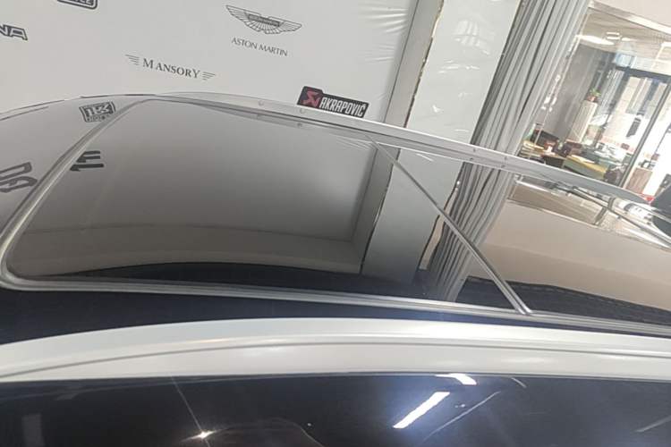 Used Cadillac XT5 2018 25T Luxury Model Roof