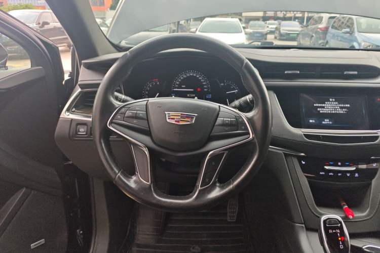 Used Cadillac XT5 2018 28E Four-Wheel Drive Leading Version Steering Wheel