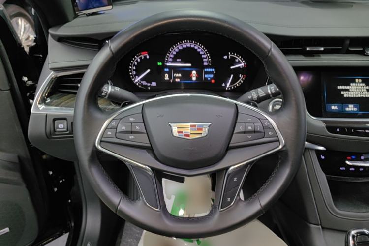 Used Cadillac XT5 2018 28E Four-Wheel Drive Tech Version Steering Wheel