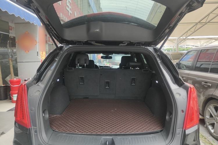 Used Cadillac XT5 2018 25T Tech Model Trunk