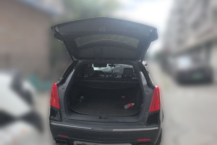 Used Cadillac XT5 2018 28E Four-Wheel Drive Tech Version Trunk