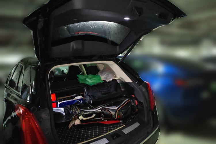 Used Cadillac XT5 2018 25T Luxury Model Trunk