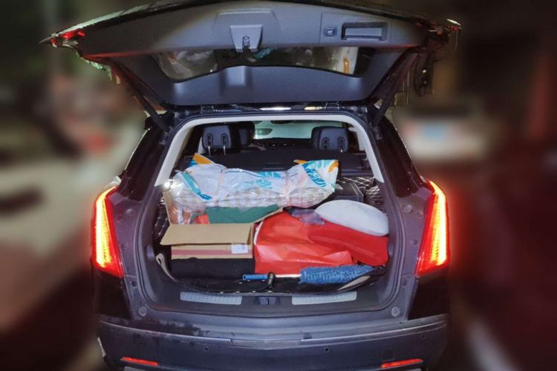 Used Cadillac XT5 2018 25T Luxury Model Trunk