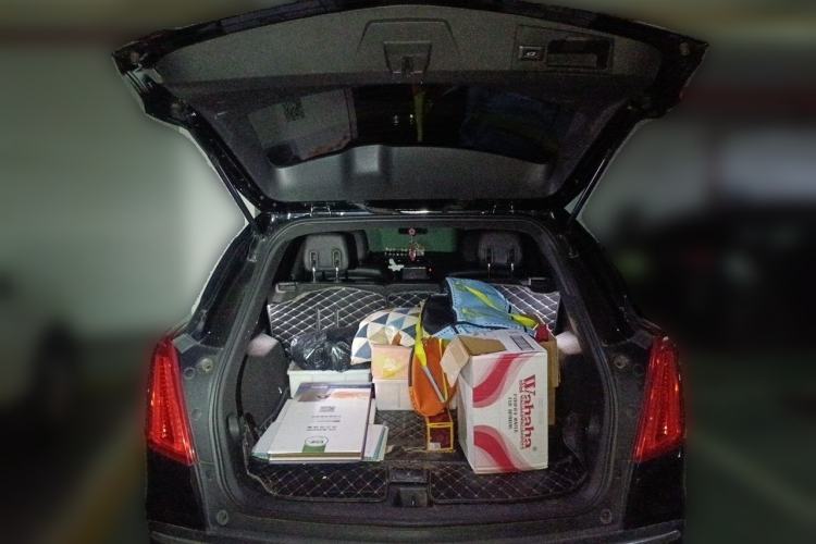 Used Cadillac XT5 2018 28E Four-Wheel Drive Tech Version Trunk