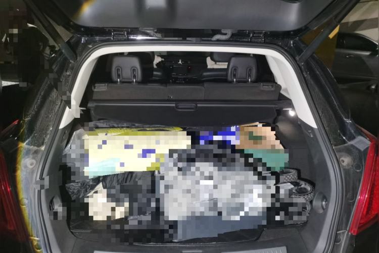 Used Cadillac XT5 2018 25T Luxury Model Trunk