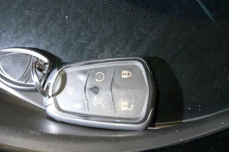 Used Cadillac XT5 2018 25T Luxury Model Vehicle Key
