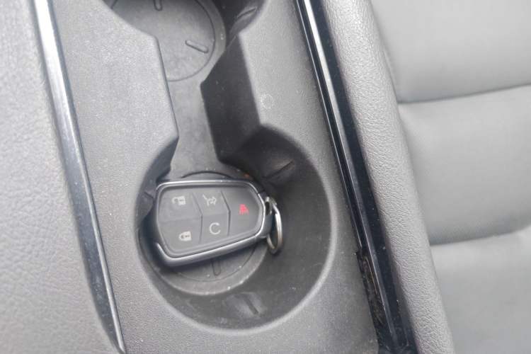 Used Cadillac XT5 2018 25T Luxury Model Vehicle Key