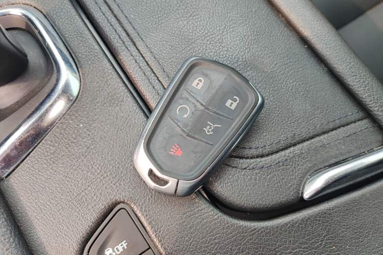 Used Cadillac XT5 2018 28T Four-Wheel Drive Luxury Model Vehicle Key
