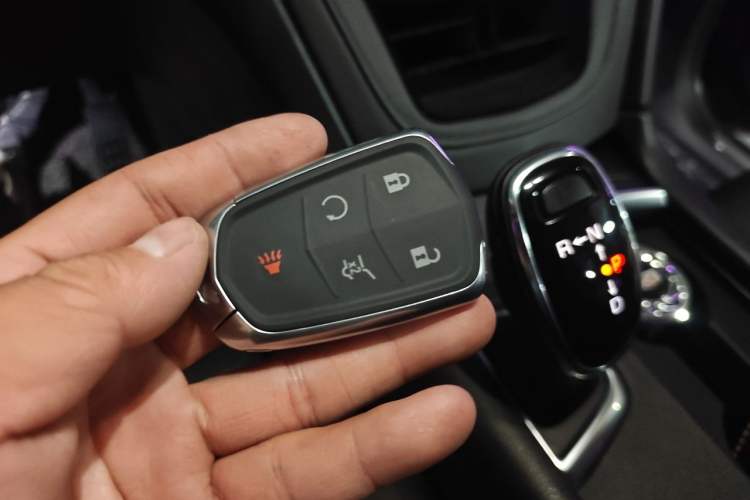 Used Cadillac XT5 2018 25T Luxury Model Vehicle Key
