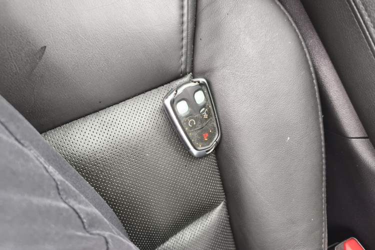 Used Cadillac XT5 2018 25T Luxury Model Vehicle Key