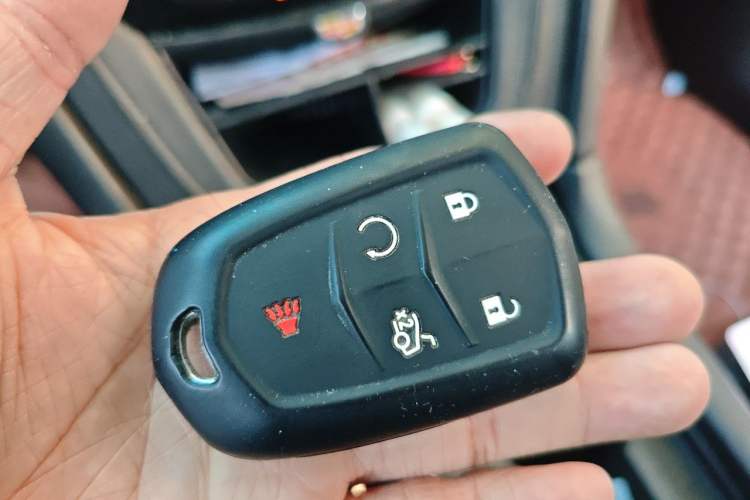 Used Cadillac XT5 2018 25T Luxury Model Vehicle Key