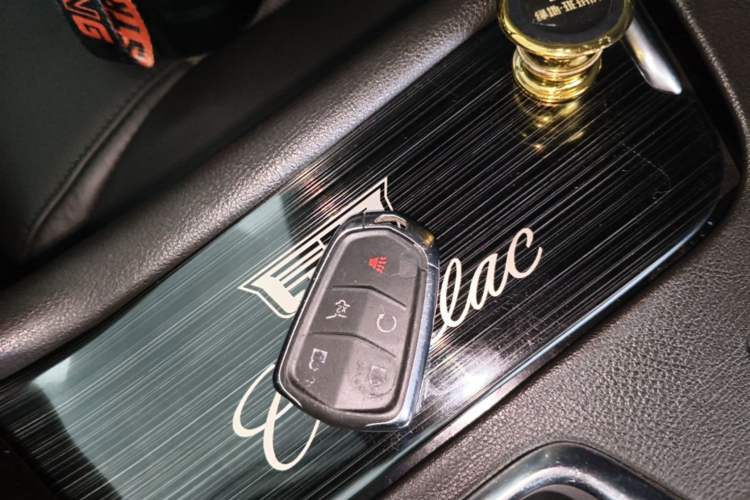 Used Cadillac XT5 2018 25T Luxury Model Vehicle Key